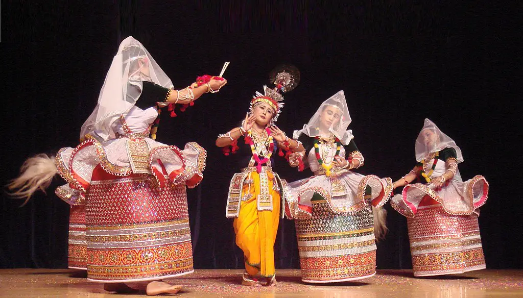 Manipuri dance style